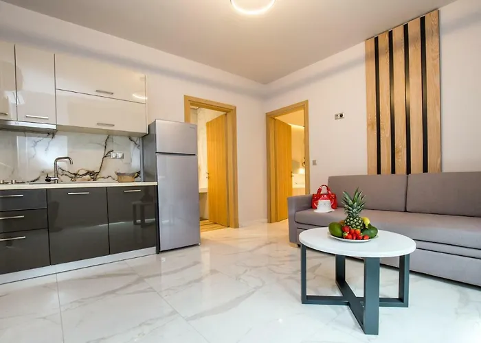 Meli Boutique Apartahotel 4*